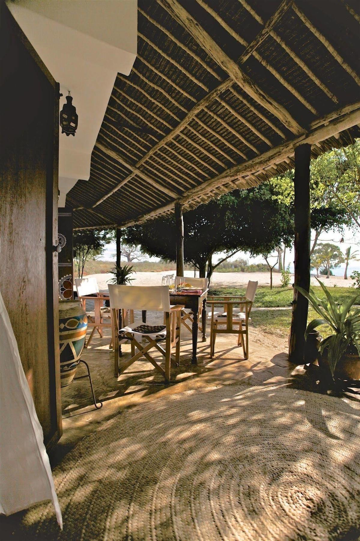 Kinondo Kwetu Hotel Diani Beach Exterior foto